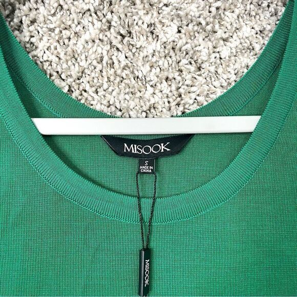 Misook Tank Top Women’s Small Kelly Green Classic Knit Scoop Neck Sleeveless NWT - Picture 2 of 5